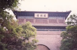 ���h���˷������