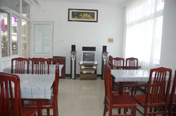 �l���¾��r��Ժ