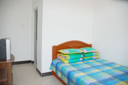 �l���¾��r��Ժ