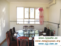 �𺣺������S���r��Ժ