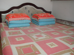 ���c�{���P�r��Ժ