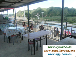 ����ˮ��С���r��Ժ