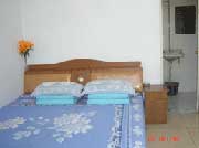 �����{�l���