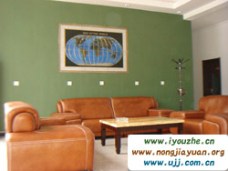 ����{��Ȼ�������e����